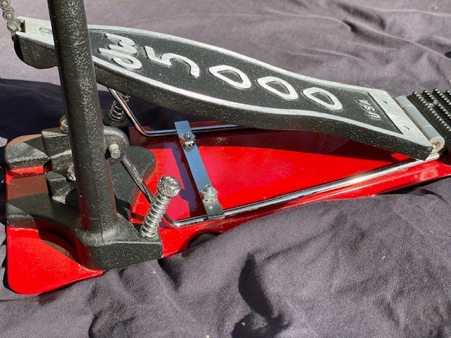 DW5000 Double Pedal (Single Chains & Red Base)  Bass Drum Pedal set