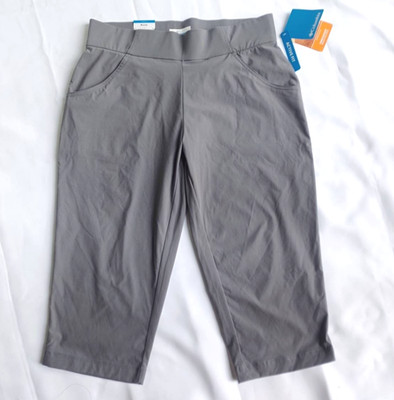 COLUMBIA Active Fit Capri Pants Women Size M Omni-Shield Omni-Shade Gray NWT