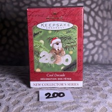 2000 Hallmark Keepsake Ornament Cool Decade 1 in Series Walrus