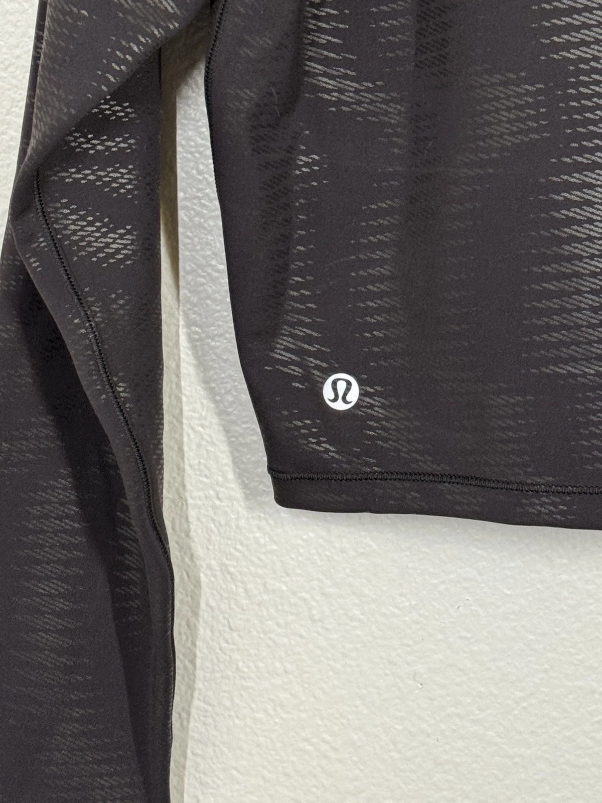 lululemon wunder train cropped long sleeve shapeshifter foil shirt