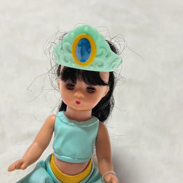 McMadam Aladdin Princess Jasmine Doll