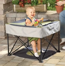 KidCo - GoPod Adjustable Height Travel Seat with Mat,  Baby Chair (Pistachio)