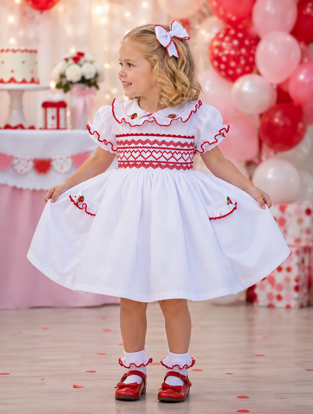 Dream baby girls 0-8 years red hearts smocked traditional dress MADE TO ORDER
Opens in a new window