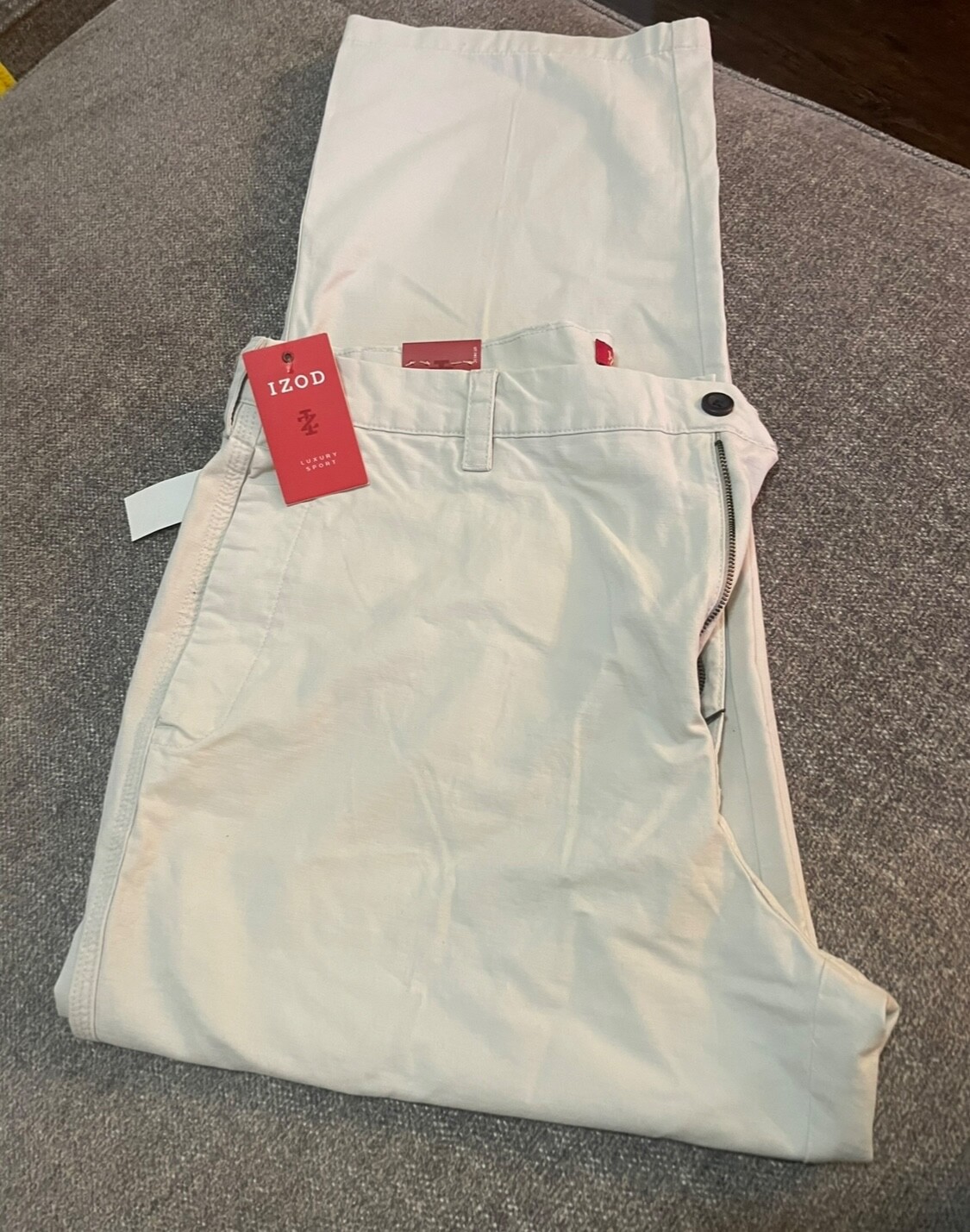 Foto 1 di 6