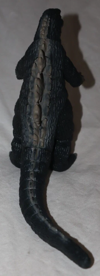 GODZILLA 1967 MEMORIAL BOX VERSION 6" FIGURE VTG BANDAI 2003 Minya Kamacuras - Image 3 of 4