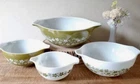 🚨Price drop 🚨Vintage Pyrex Spring Blossom Crazy Daisy Cinderella Mixing Bowls!