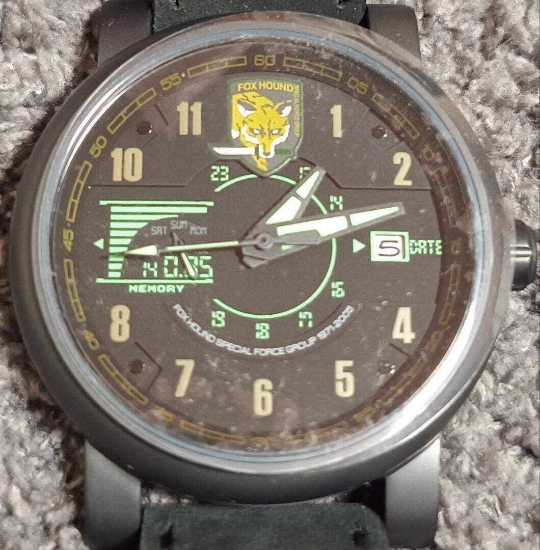 METAL GEAR SOLID x SuperGroupies Solid Snake Model Watch METAL GEAR SOLID x SuperGroupies Solid Snake Model Watch
