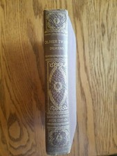 Oliver Twist - Charles Dickens - Avon Edition - 1800's