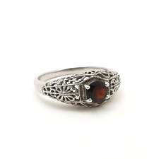 Art Deco Sterling Silver Garnet Filigree Solitaire Ring January Birthstone s7.75