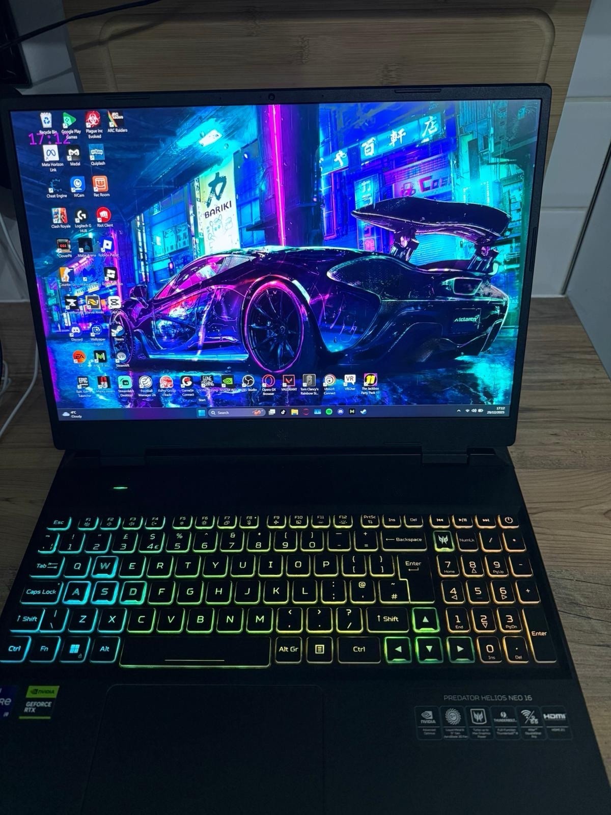 Acer Predator Helios 16 Gaming Laptop