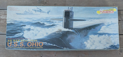 Dragon 1/350 USS Ohio SSBN 726 Ballistic Missile Submarine Model with 3D Screw