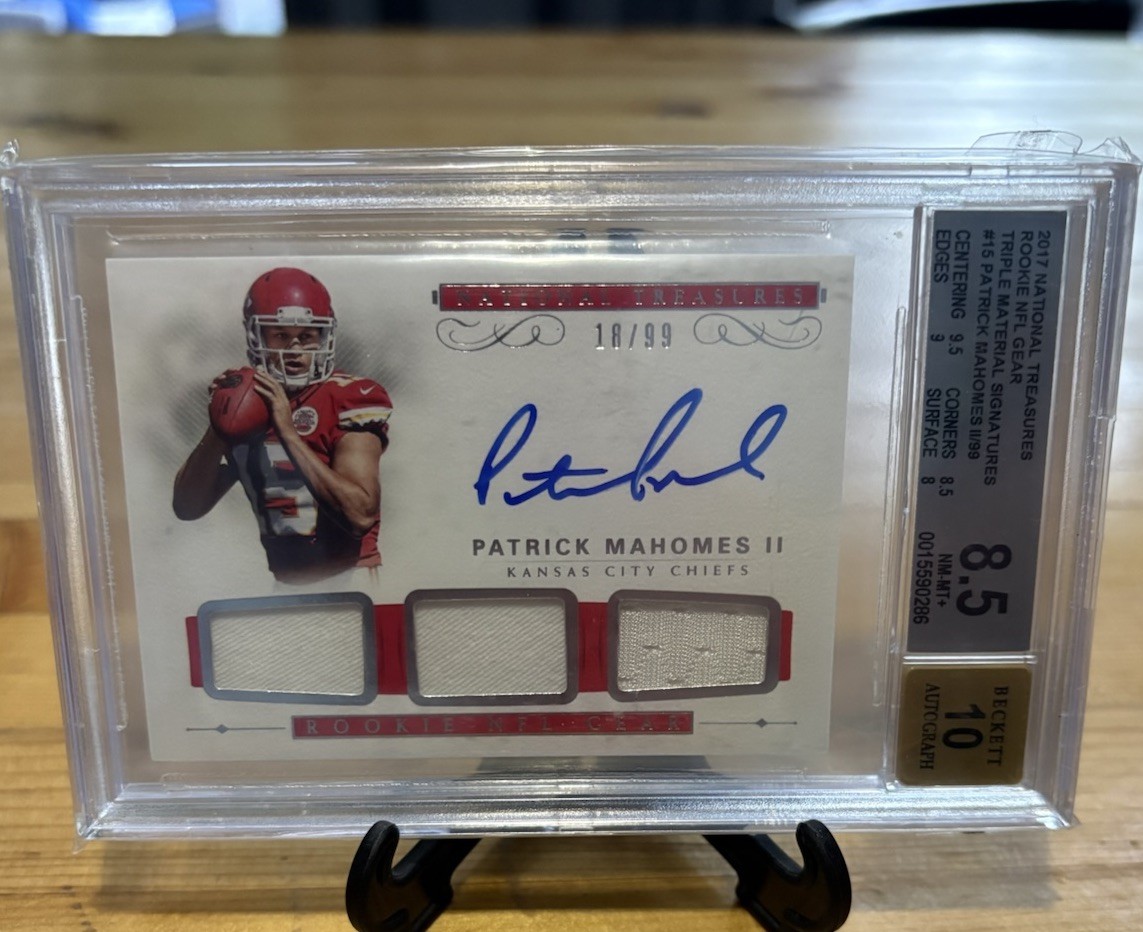 Patrick Mahomes 2017 National Treasures Trios RPA /99 BGS 8.5 Rookie NFL gear