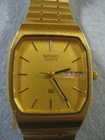Vintage SEIKO MENS WATCH Gold Square Face Quartz