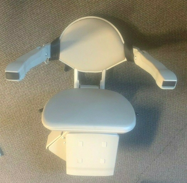 Bruno Elan 3000 Battery Stair Lift Carriage Only Works Great New