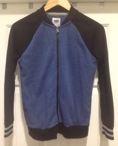 boys zip up sweater
