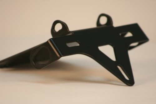 R&G PORTATARGA COMPATIBILE PER YAMAHA FZ6 2004 > 2008 LP0038BK NERO - Foto 5 di 5