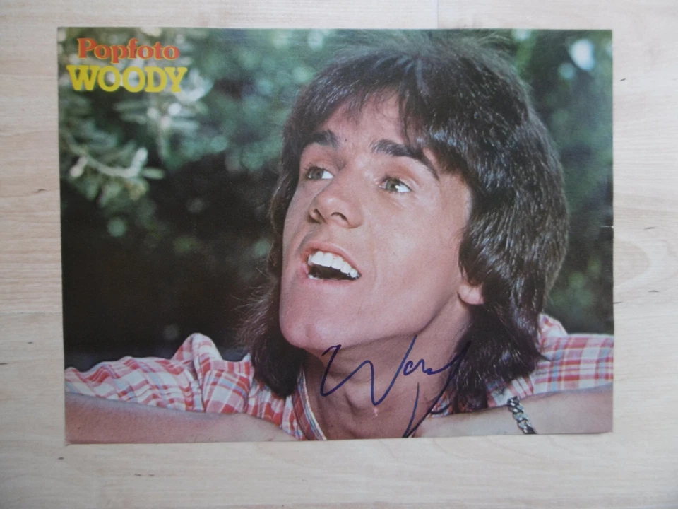 Stuart "Woody" Wood "Bay City Rollers" Autogramm signed A4 Magazinbild - Bild 1 von 1