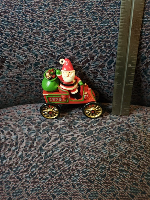 VTG 1979 HALLMARK SANTA'S MOTORCAR Christmas Ornament IN BOX