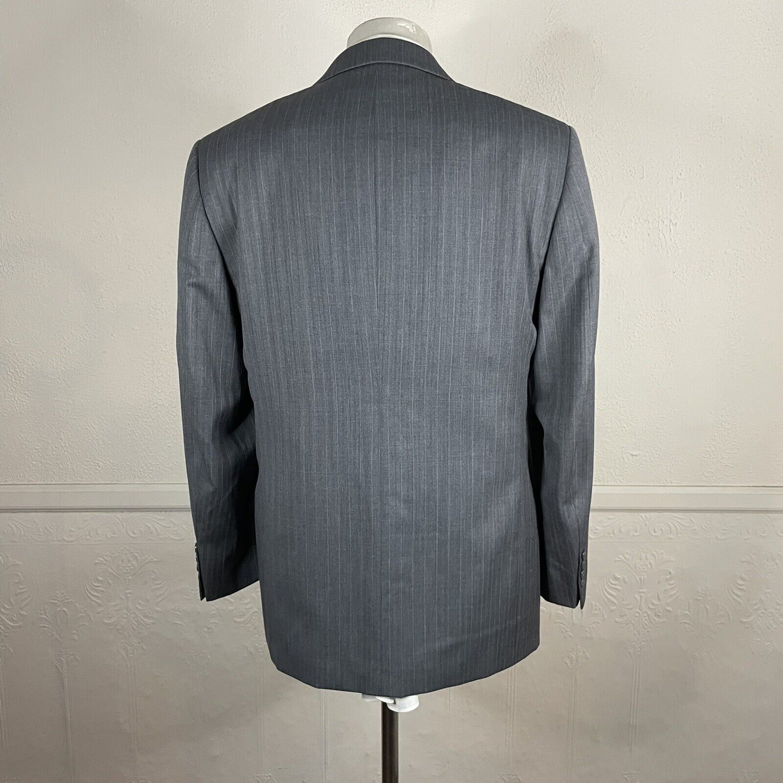 Andrew Fezza 2 Piece Suit Mens 38R 34x27 Gray Pin… - image 5
