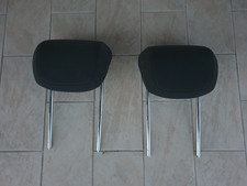 6430 2 APPOGGIATESTA SEDILI POSTERIORI OPEL CORSA D 5P. ANNO 2009