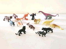 Safari Zoo Wildlife Mini Animal Figures Lot of 16 Plastic Realistic Jungle Toys