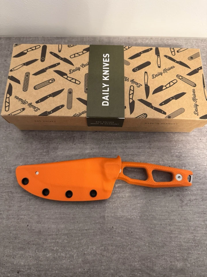 Böker Daily Knives AK4 Messer, CPM-3V Satin, Jagd Outdoor EDC Lightweight G10 - Bild 4 von 4