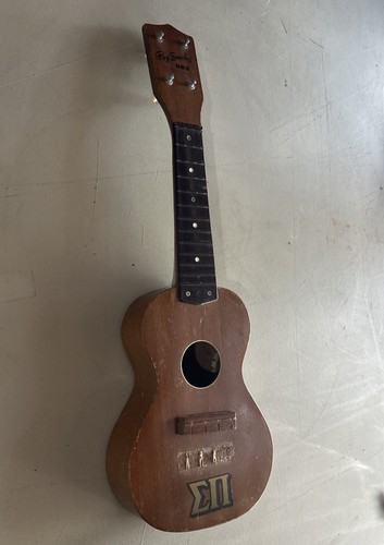 Roy Smeck Soprano Ukulele Vintage Box Harmony Uke - needs repair 