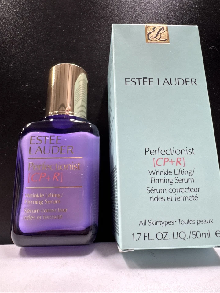 Suero reafirmante/lifting de arrugas Estee Lauder Perfectionist CP+R - 1,7 fl oz (50 ml). Foto 3 de 4