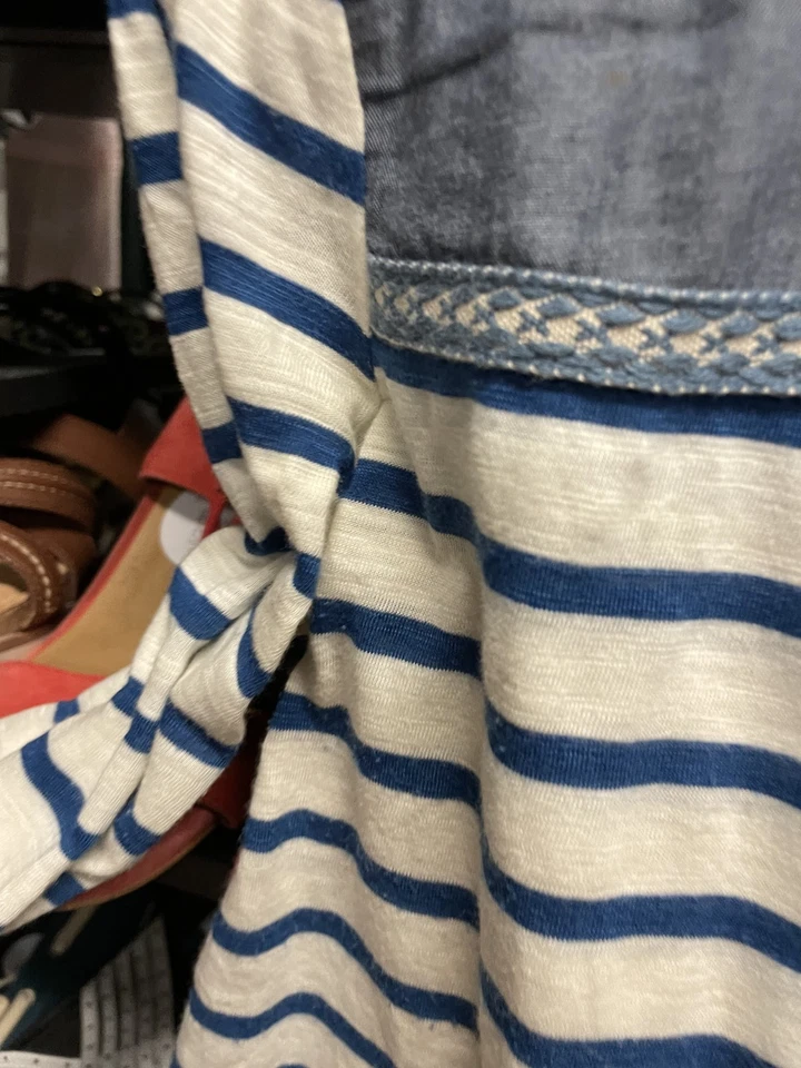 Blusa de mujer Little Yellow con botones azules a rayas en capas - Talla S Foto 3 de 4