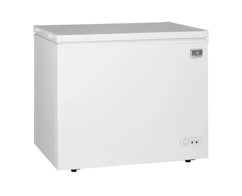 Kelvinator KCCF073WS 7 cuft Chest Freezer w/ White Exterior