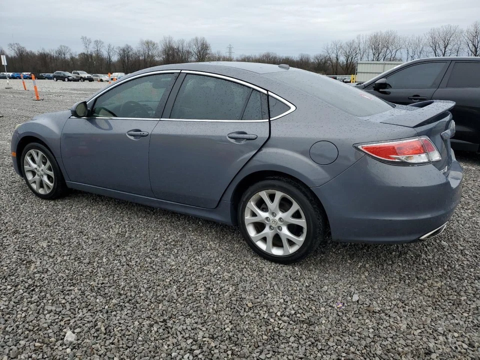 Used Air Cleaner Assembly fits: 2009 Mazda 6 3.7 Grade A - Image 2 of 4