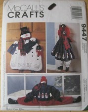 McCALL'S Crafts Pattern 9447 Snowmen Wall or Door Hangings  Door Drafter 52:O4