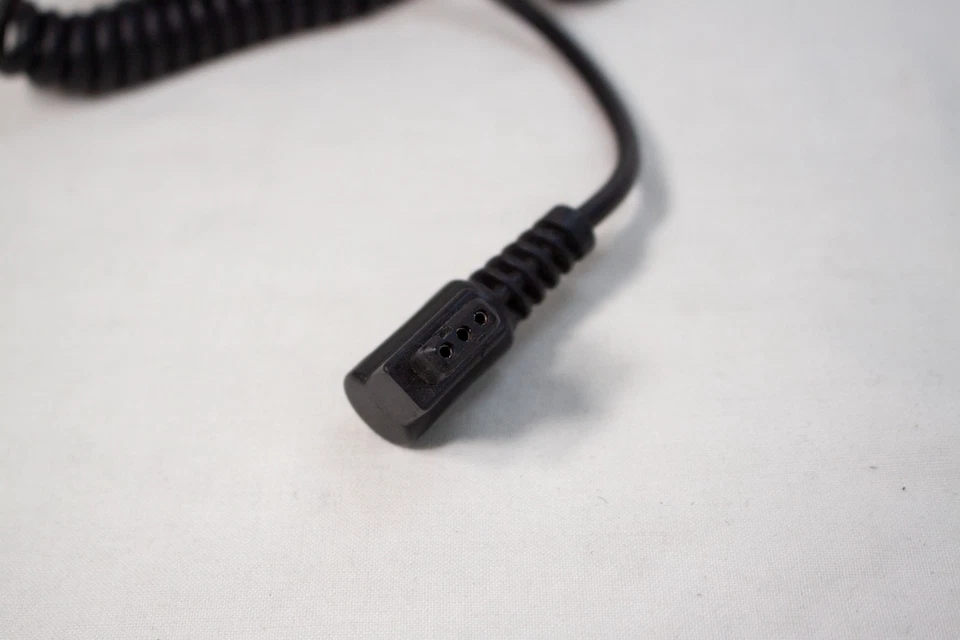 Quantum CZ Flash Cable for Canon Flashes - Image 2 of 3