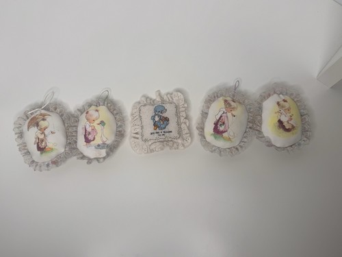 🩷 Precious Moments Door Hanger Christmas Ornament Embroidery Hand Stitched - Picture 1 of 12