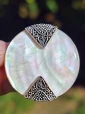 Full Birmingham Hallmarks Suarti Sterling Silver & Mother Of Pearl Ring Size S