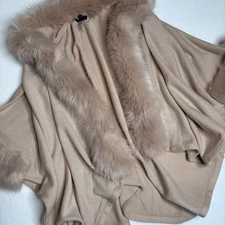 DOLCE CABO Blush Beige Faux Fur Trim S/M Cape Poncho Shawl Wrap Elegant Sweater