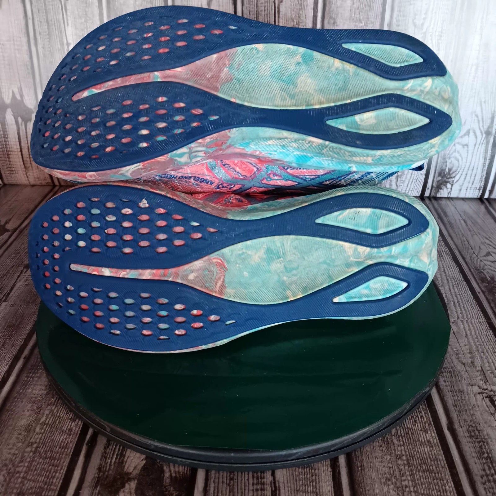 Size 9 Women's Asics NooSA Tri 16 Los Angeles Marathon Pastal Pink And Blue thumbnail 10