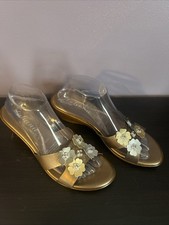 Italiana by Italian Shoemakers Women?s Size (10) Metallic Gold Slides New!