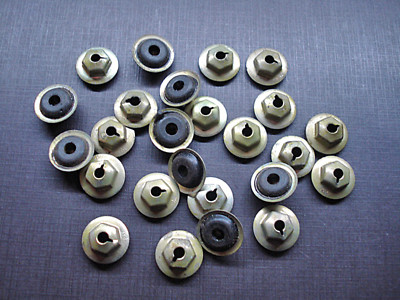 25pcs NOS 10-24 moulding trim clip PAL nuts with sealer for Plymouth Chrysler