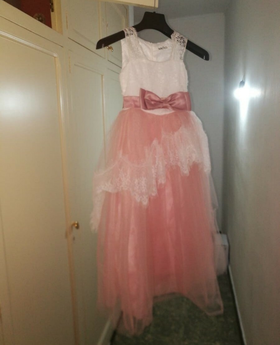 Ropa: buzo bebé, chaqueta niña, vestidos, disfraces...