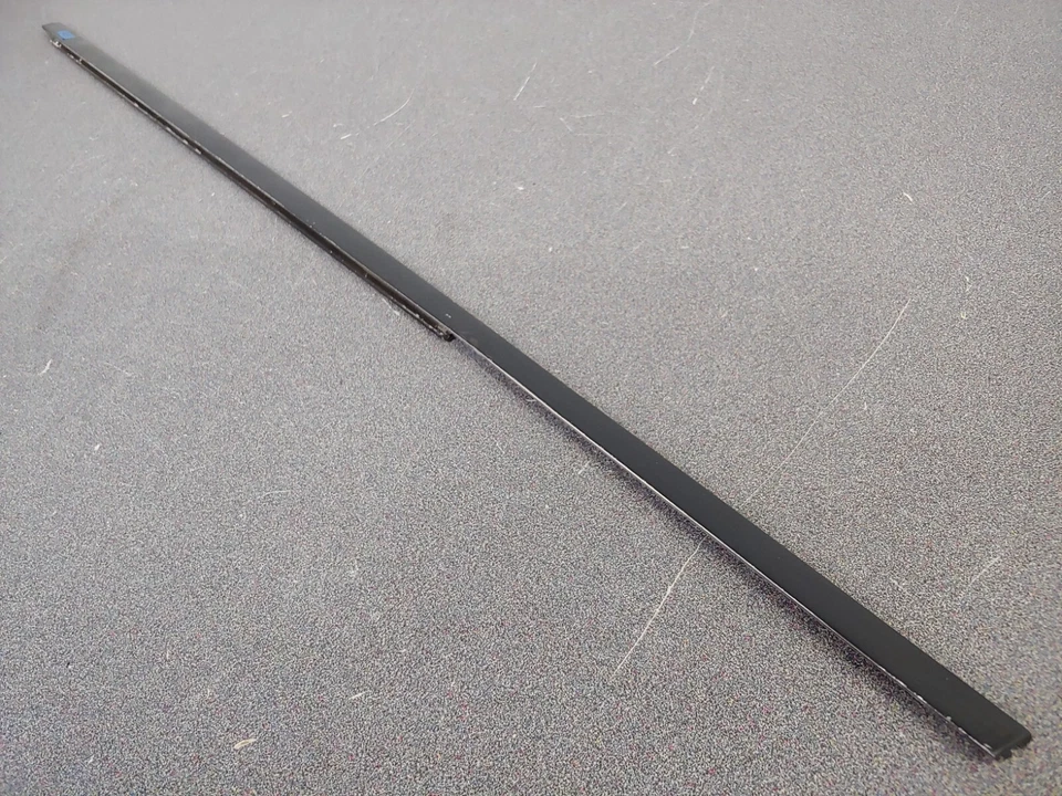 USADO ORIGINAL PORSCHE 911 912 CUPÉ PUERTA IZQUIERDA BRILLANTE MOLDURA HORIZONTAL SUPERIOR L23 Foto 4 de 4