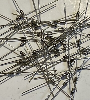 MOTOROLA 1N961B Zener Diode 500mW 10V 5% DO-204AA  NEW  **50 PIECES**