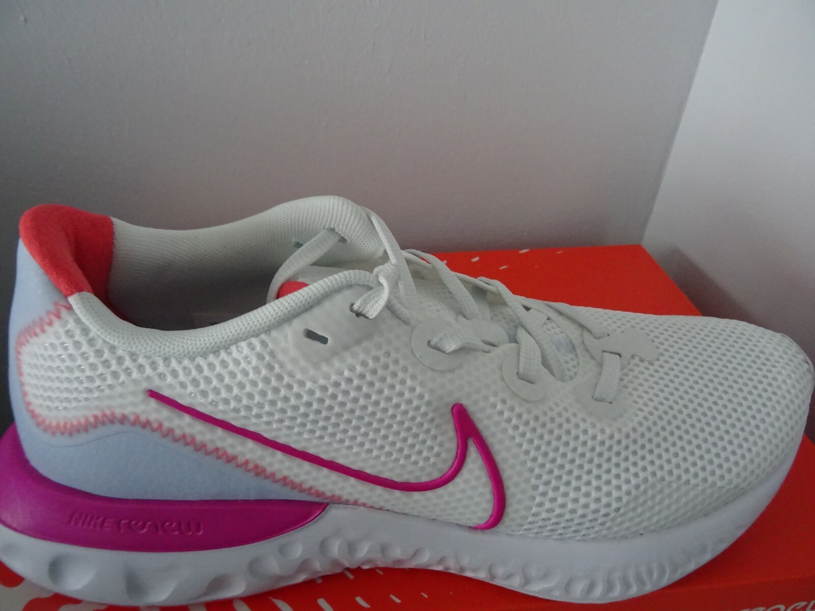 Nike Renew Run womens trainers shoes CK6360 100 uk 4 eu 37.5 us 6.5 NEW+BOX