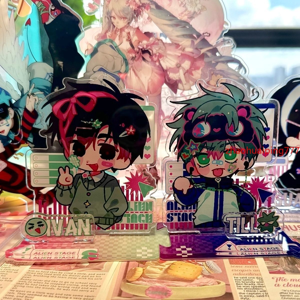 Alien Stage Anime Figure Acrylic Stand Model Plate Desk Decor