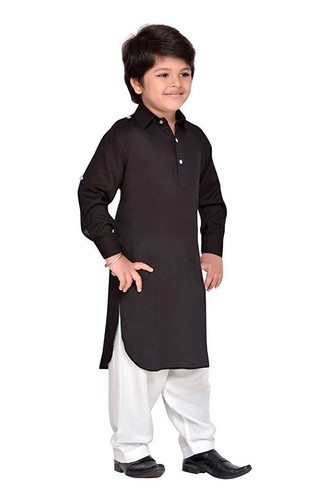 bacche ka pathani suit