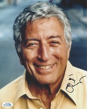 SINGER TONY BENNETT SIGNED AUTHENTIC 8X10 PHOTO LEGENDARY CROONER PROOF 2 ACOA