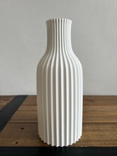 3D Printed Vase Tall Ribbed Flower Vase - Dried Flower Vase - Ornamental Vase