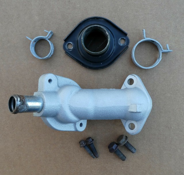 1996 Chevrolet Caviler 2.2 Engine Thermostat Housing GM 24575473 for