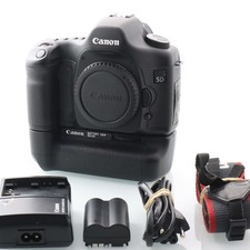 Canon EOS 5D con impugnatura Canon BG-E4