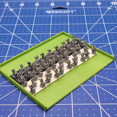 GW EPIC 40K CHAOS - Chaos Beastmen Squad (x50) - OOP 1990 6mm Plastic